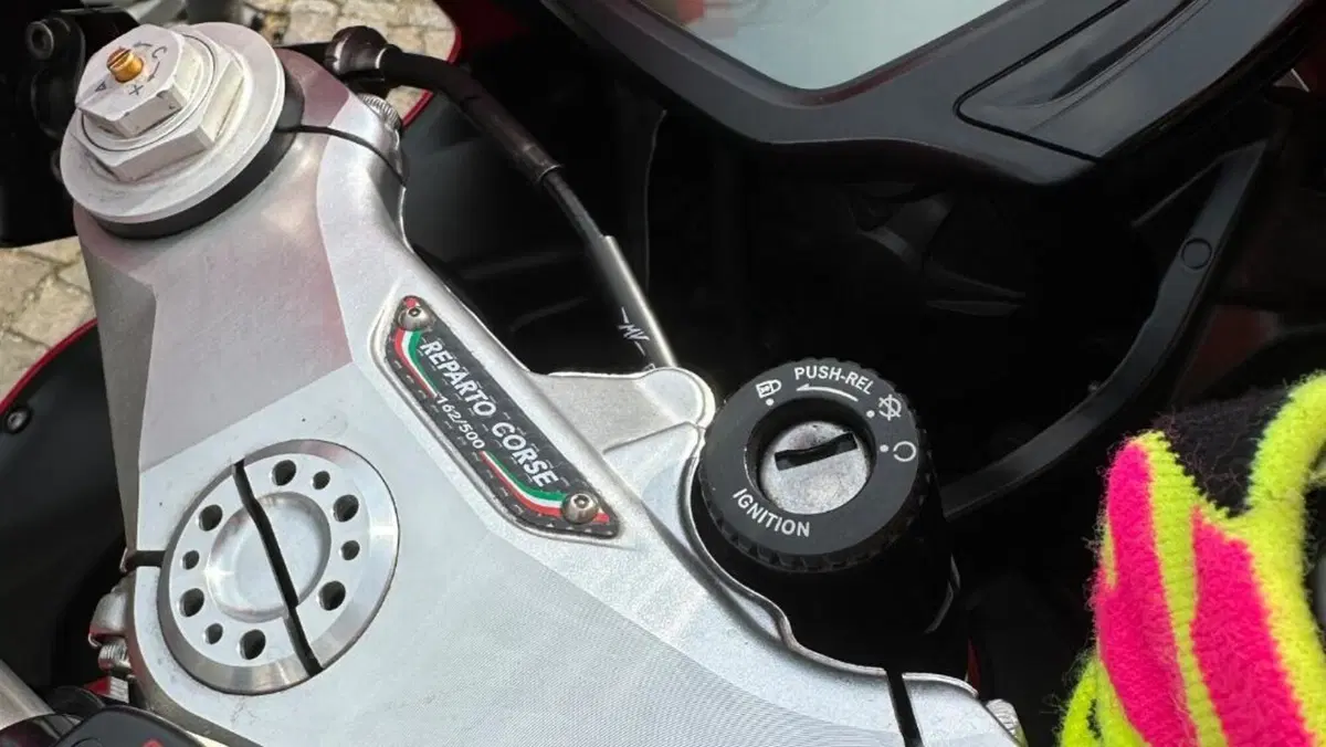 MV Agusta F3 800 RC (2018)  (3)