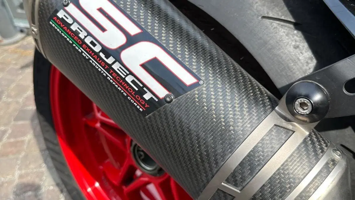 MV Agusta F3 800 RC (2018)  (8)