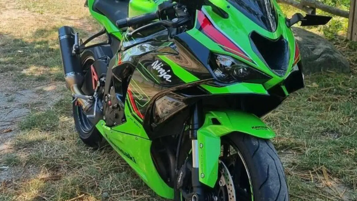 Kawasaki Ninja 636 ZX-6R (2024 - 26)  (2)