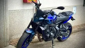 Yamaha MT-09 Y-AMT (2024 - 26) 