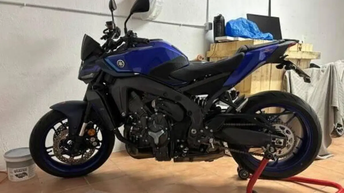 Yamaha MT-09 Y-AMT (2024 - 26)  (4)