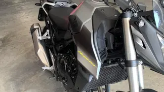 Honda CB 750 Hornet (2025) usata