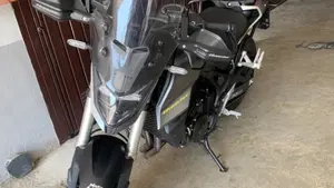 Honda CB 750 Hornet (2025)  (2)