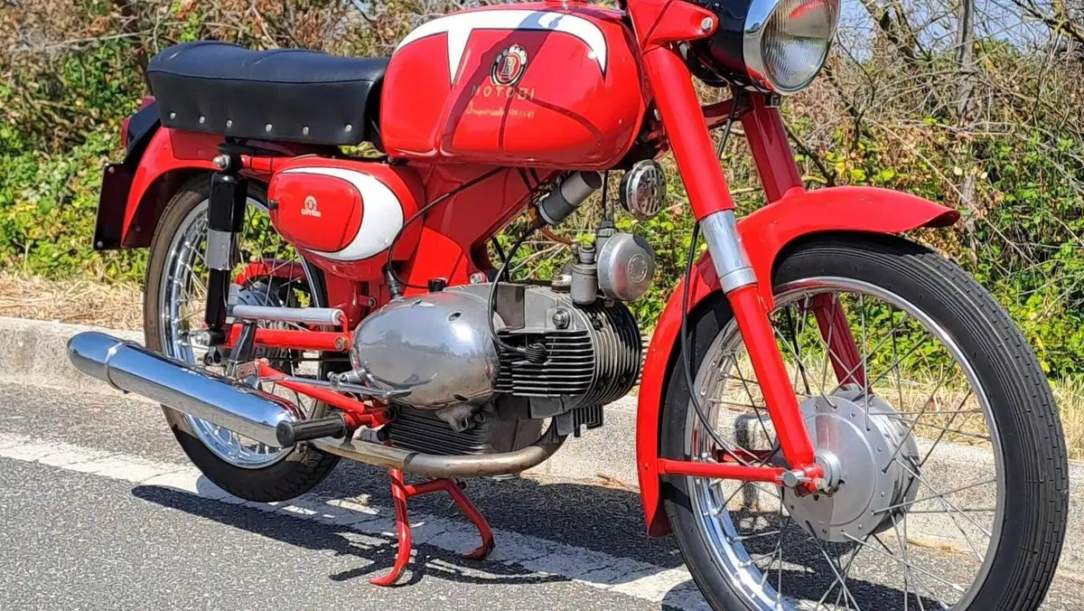 Motobi   (8)