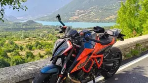 KTM 1290 Super Duke R (2021 - 23)  (4)
