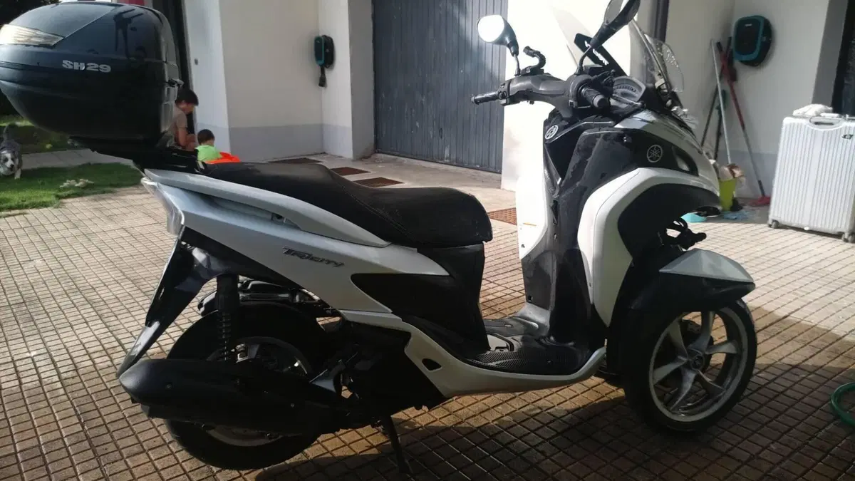 Yamaha Tricity 125 (2014 - 17)  (2)