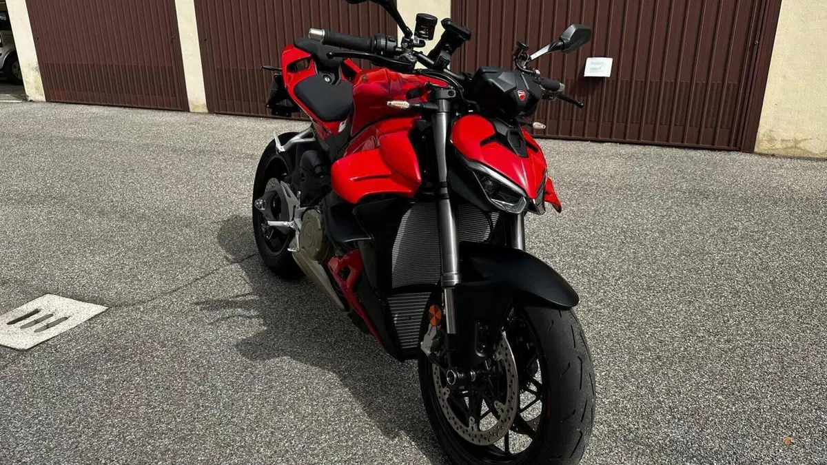 Ducati Streetfighter V4 (2025 - 26)  (3)