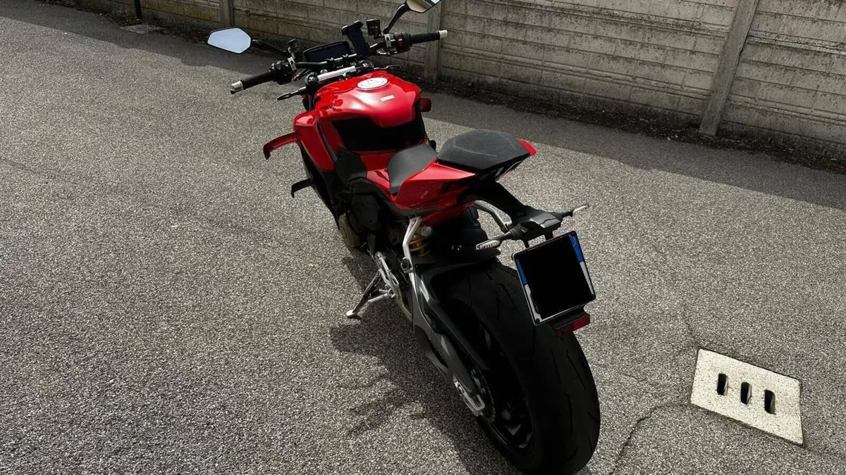 Ducati Streetfighter V4 (2025 - 26)  (6)