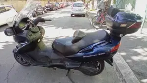Suzuki Burgman AN 650 (2002 - 03)  (4)