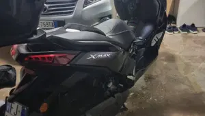 Yamaha X-Max 300 Tech Max (2021 - 24)  (6)