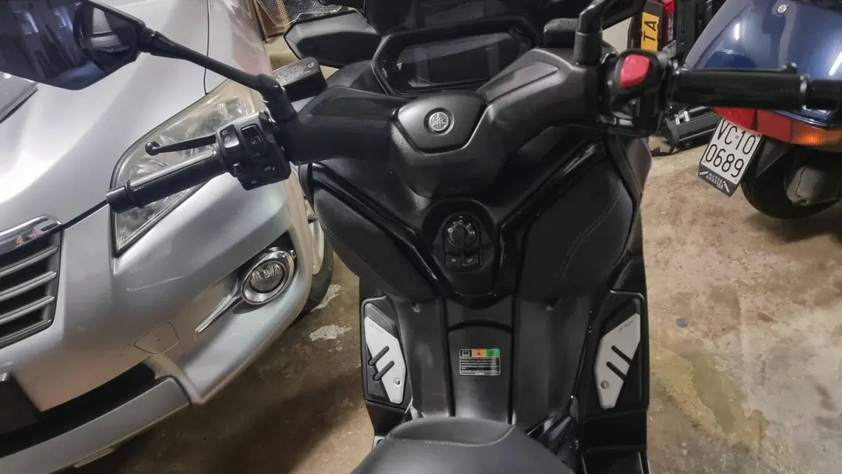 Yamaha X-Max 300 Tech Max (2021 - 24)  (7)