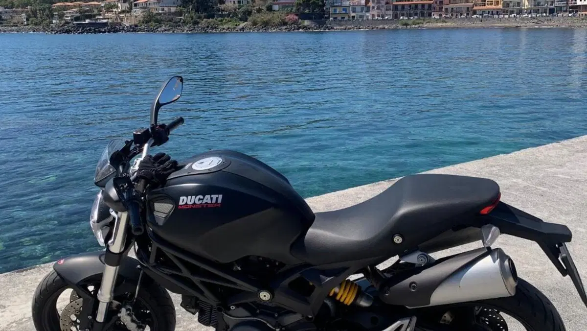 Ducati Monster 696 (2008 - 13)  (2)