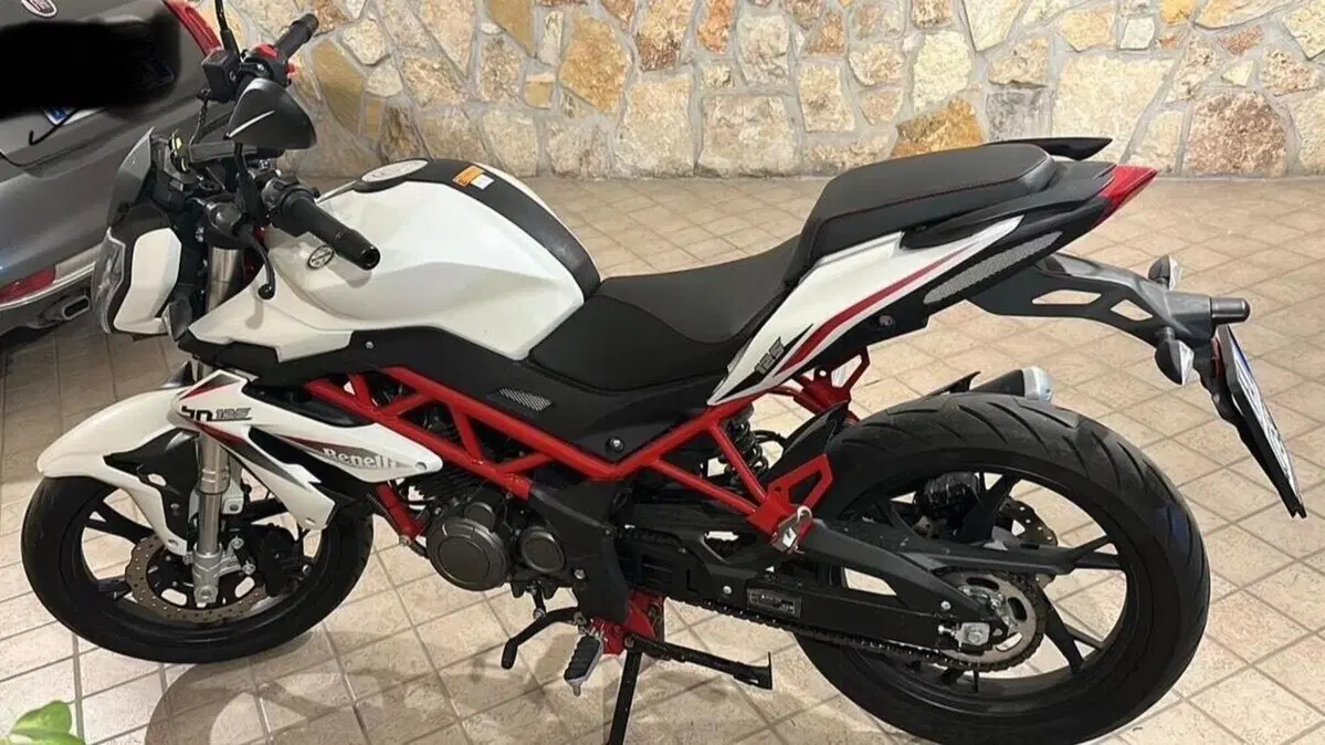 Benelli BN 125 (2021 - 25)  (3)