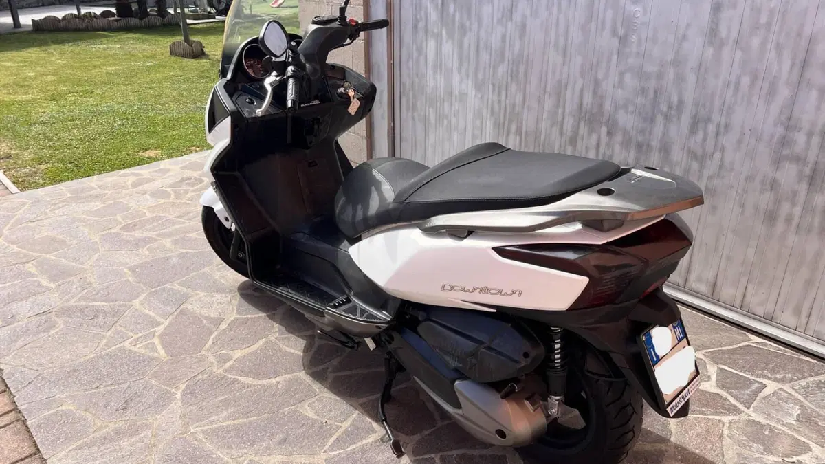Kymco Downtown 300i (2009 - 17)  (7)