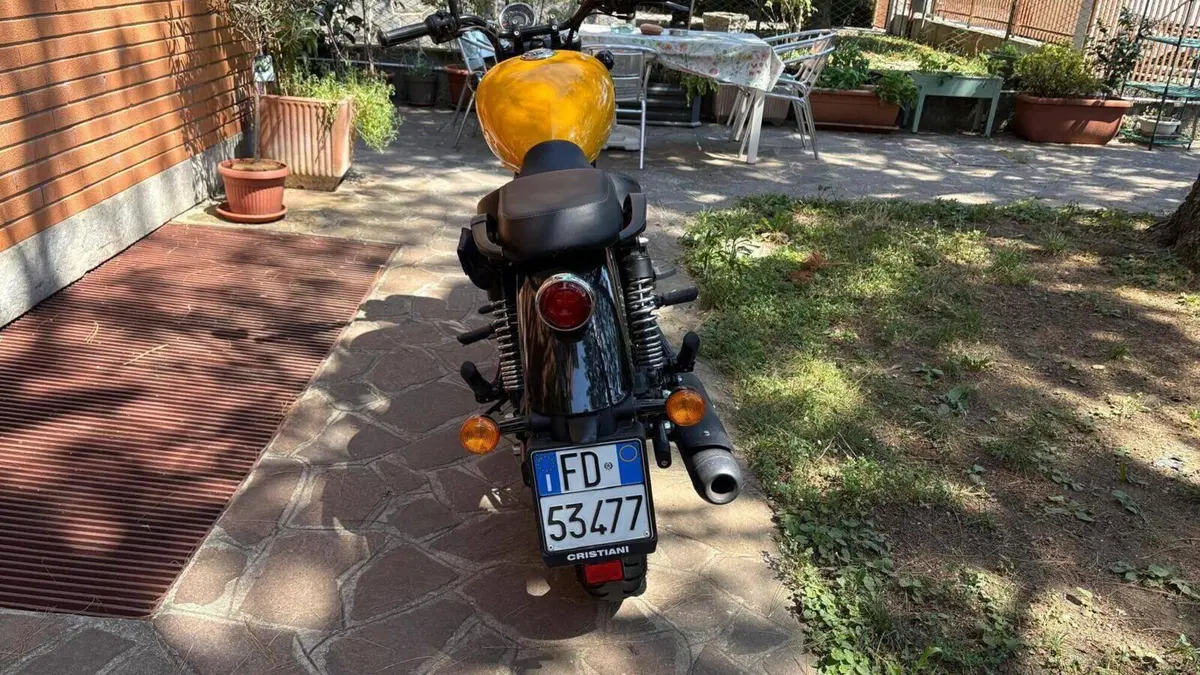 Royal Enfield Meteor 350 (2021 - 26)  (6)