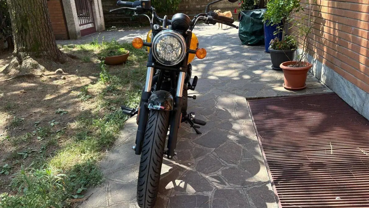 Royal Enfield Meteor 350 (2021 - 26)  (5)