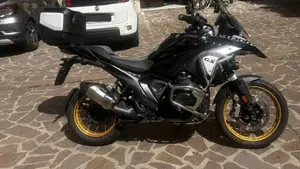 Bmw R 1300 GS Triple Black (2023 - 26)  (2)