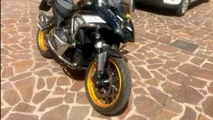 Bmw R 1300 GS Triple Black (2023 - 26)  (3)