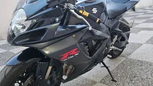 Suzuki GSX R 750 (2008 - 10)  (3)