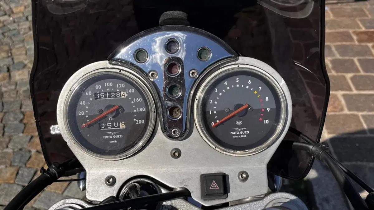 Moto Guzzi Nevada 750 (2002 - 06)  (6)