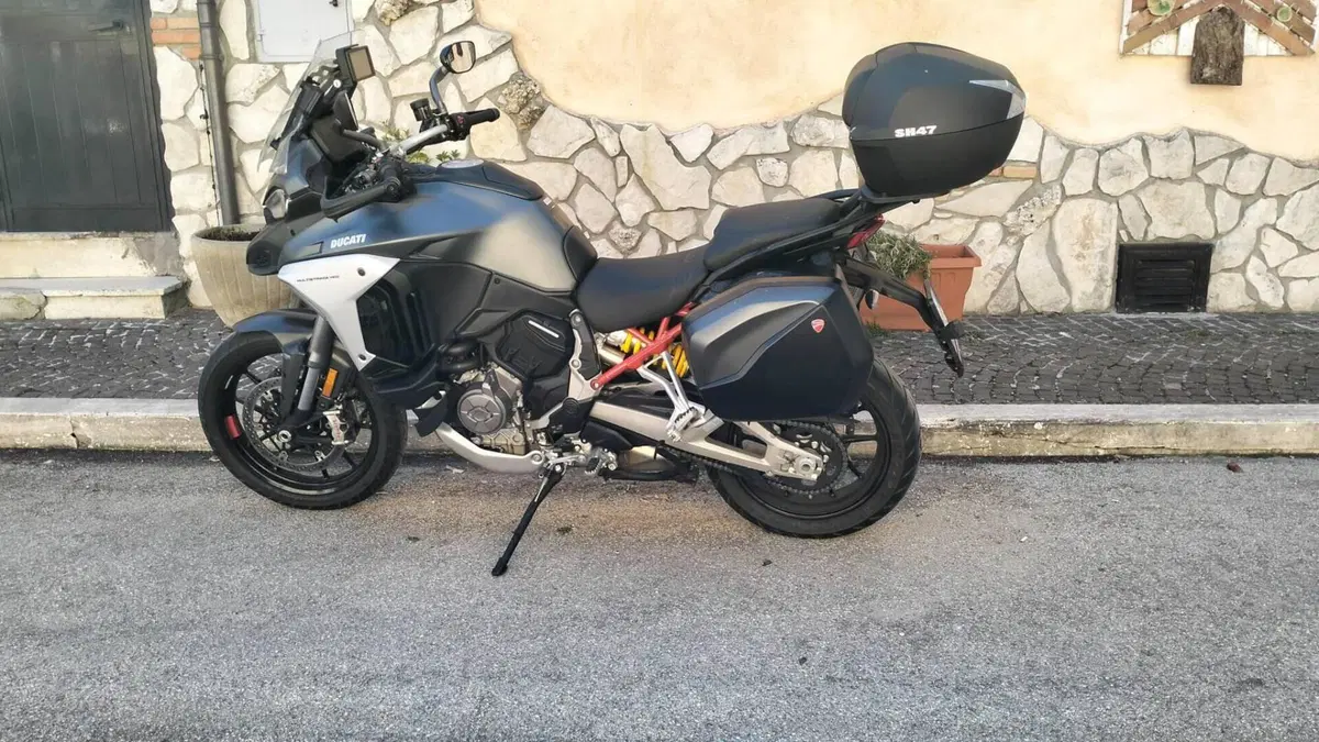 Ducati Multistrada V4 S (2021 - 24)  (2)