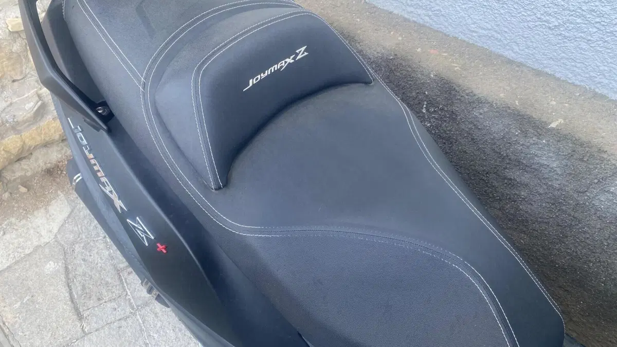 Sym Joymax 300 Z+ (2021 - 24)  (3)