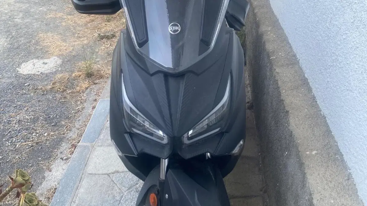 Sym Joymax 300 Z+ (2021 - 24)  (4)