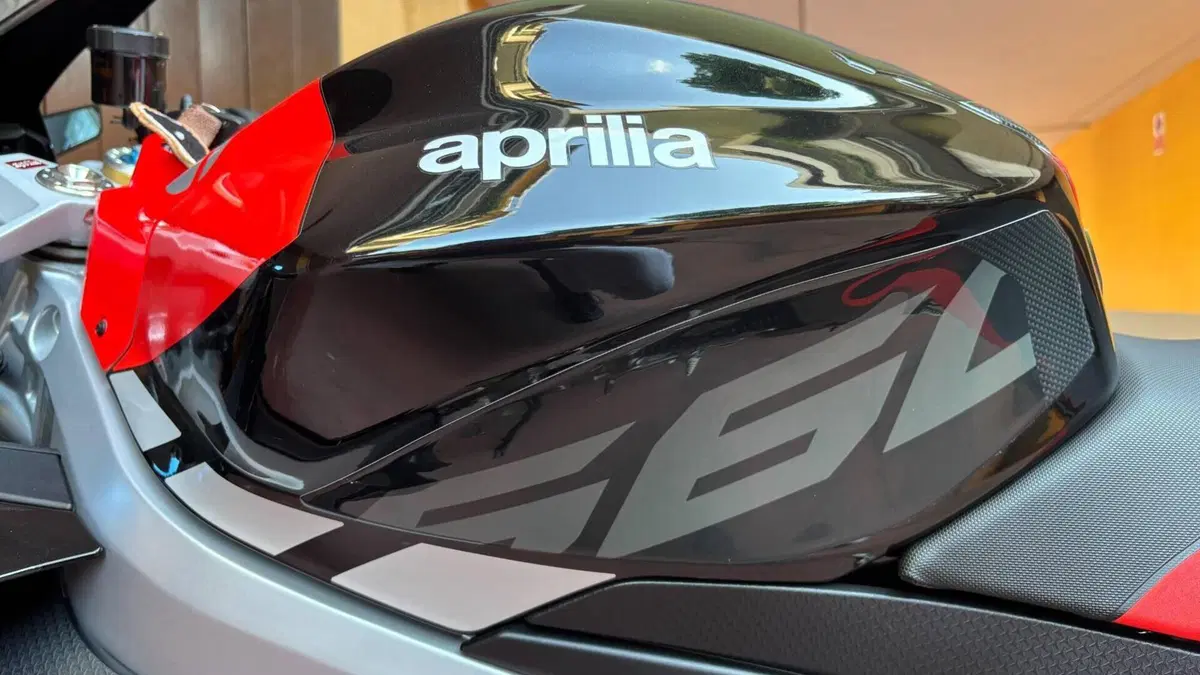 Aprilia RS 660 Factory (2025 - 26)  (8)