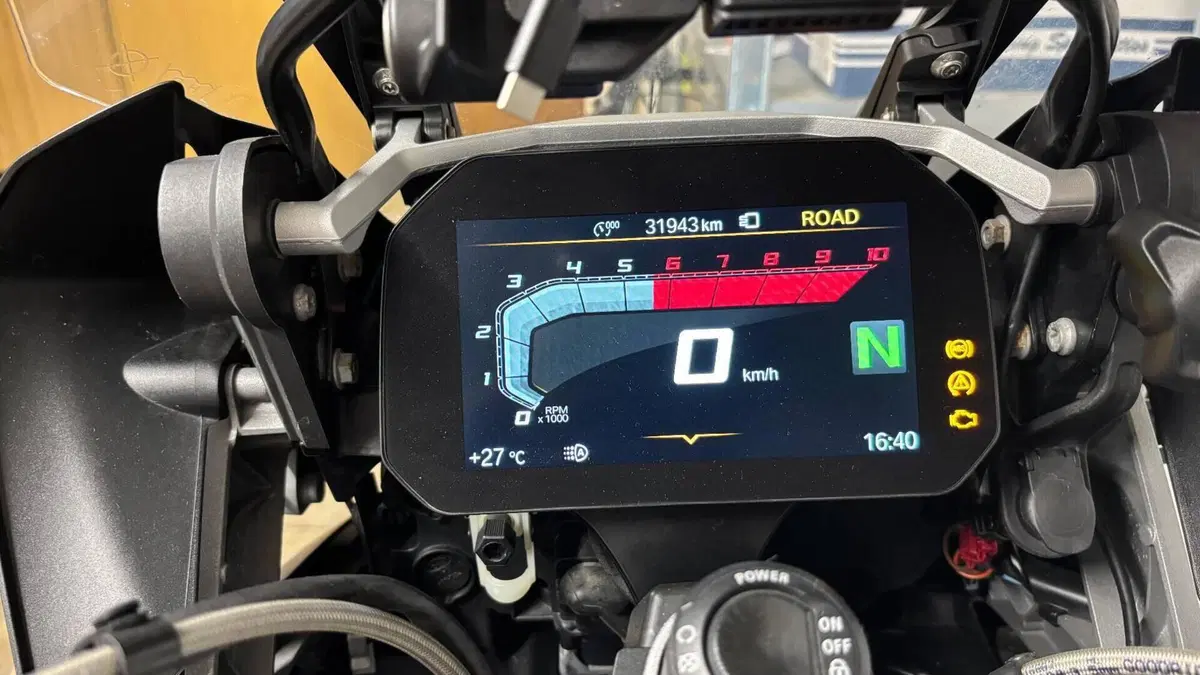 Bmw R 1200 GS (2017 - 18)  (2)