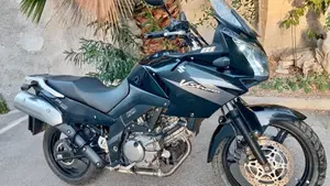 Suzuki V-Strom 650DL (2004 - 06)  (2)