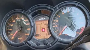 Suzuki V-Strom 650DL (2004 - 06)  (6)