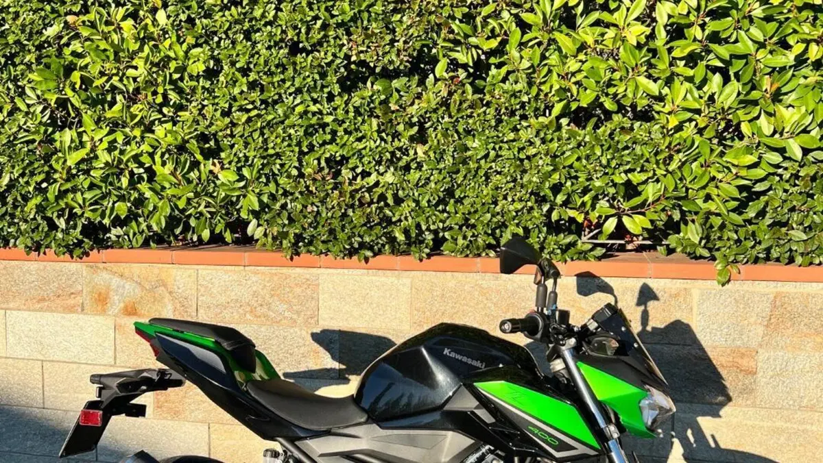 Kawasaki Z 400 (2023) 