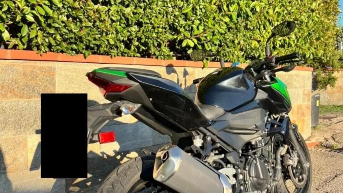 Kawasaki Z 400 (2023)  (7)