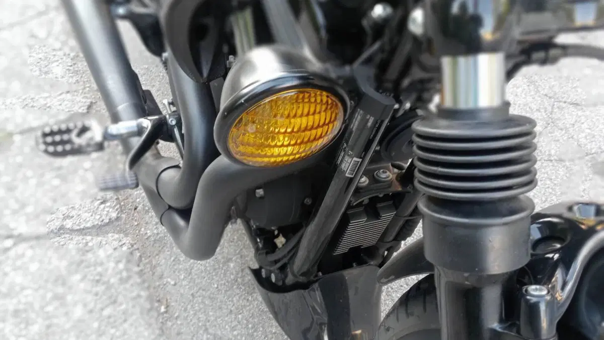 Harley-Davidson 1200 Forty-Eight (2010 - 15)  (8)