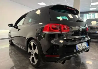 Volkswagen Golf 2.0 TSI DSG 3p. GTI (9)