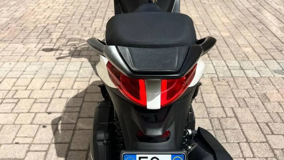 Piaggio Medley 200 (2025 - 26) 