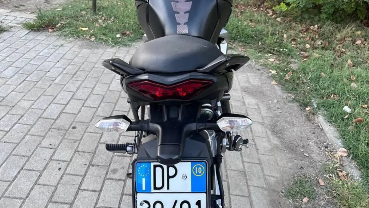 Kawasaki Versys 650 (2010 - 13)  (3)
