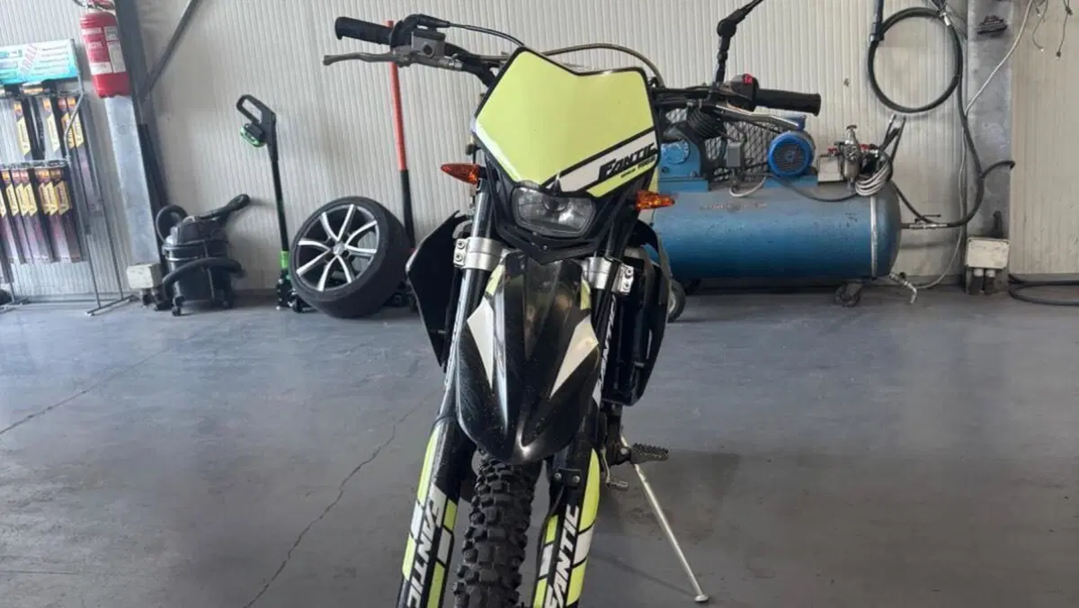 Fantic Motor Enduro 50 E Performance 2t (2019)  (2)