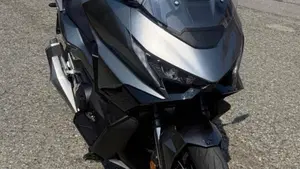 Honda Forza 750 DCT (2021 - 24)  (2)