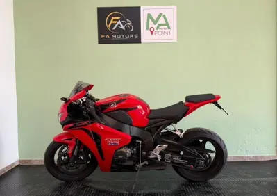 Honda CBR 1000 RR Fireblade (2008 - 11) - Annuncio 10097511