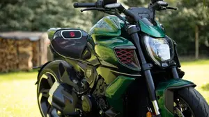 Ducati Diavel for Bentley (2024)  (2)