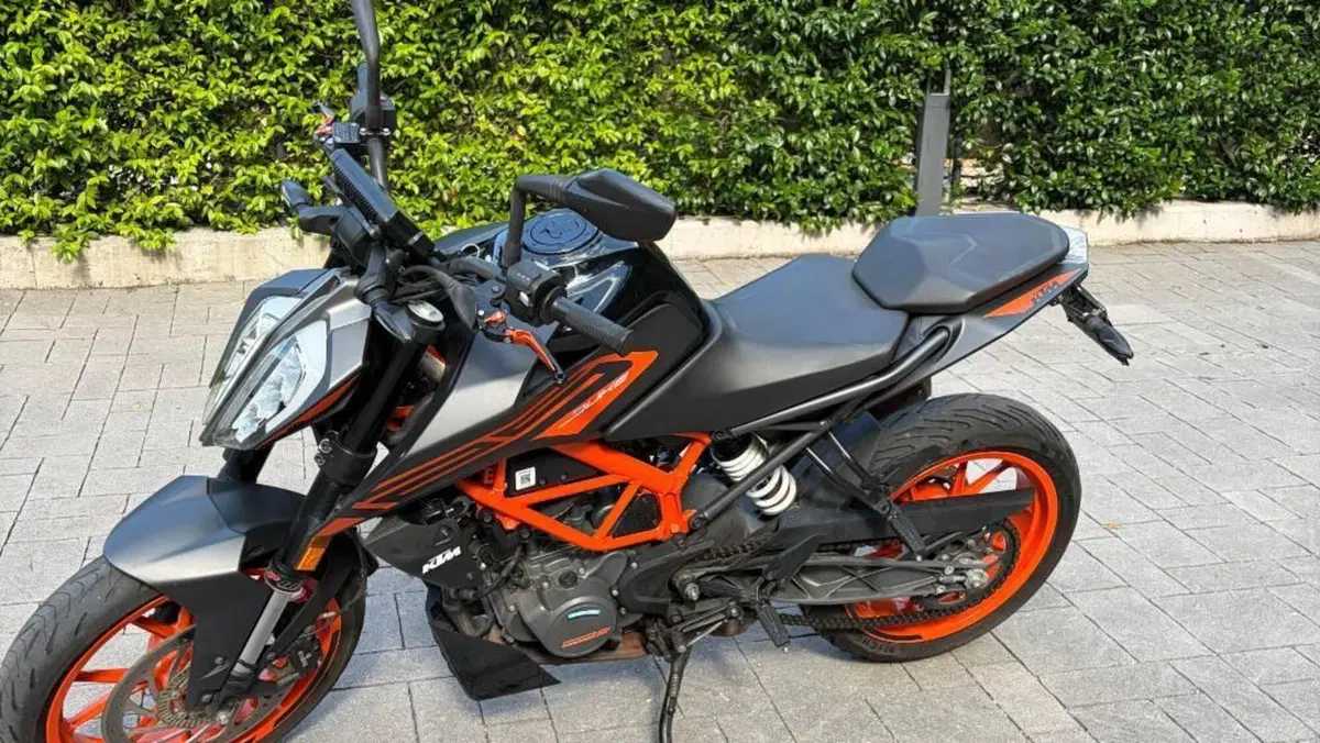 KTM 125 Duke (2021 - 23)  (2)