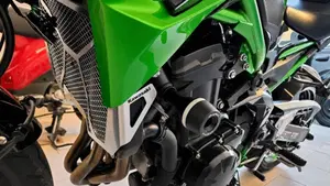 Kawasaki Z 900 (2021 - 24)  (8)