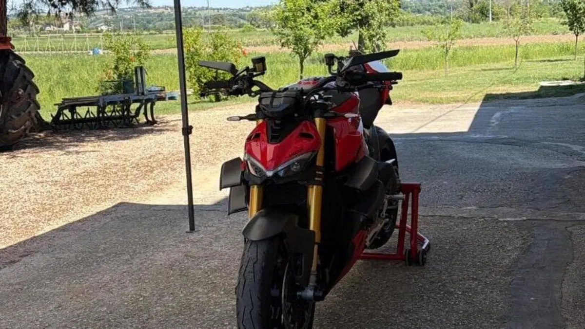 Ducati Streetfighter V4 S (2023 - 24)  (5)