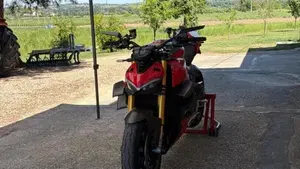 Ducati Streetfighter V4 S (2023 - 24)  (5)