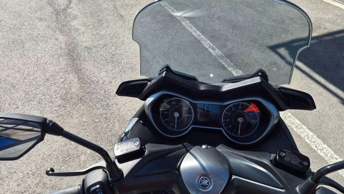 Yamaha X-Max 300 Tech Max (2021 - 24)  (5)