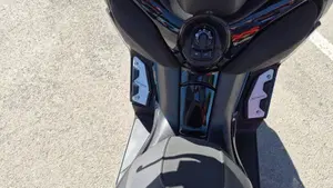 Yamaha X-Max 300 Tech Max (2021 - 24)  (7)