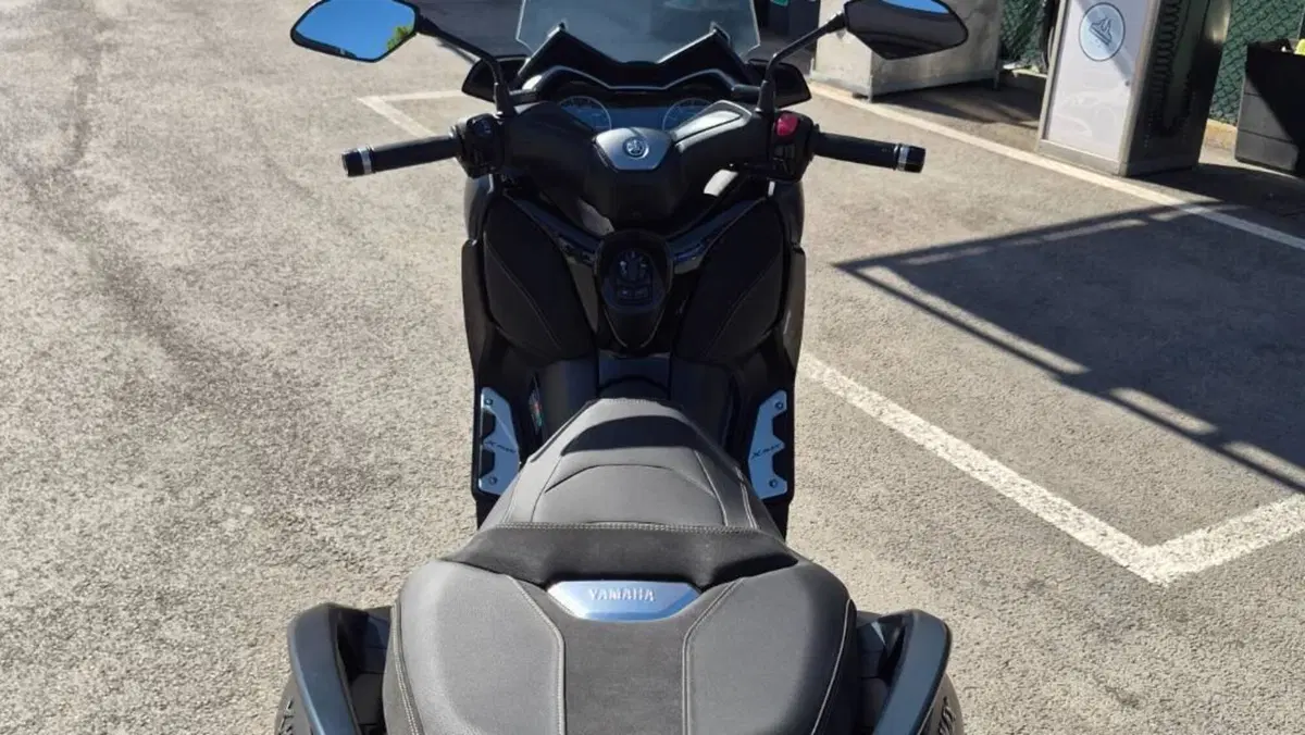 Yamaha X-Max 300 Tech Max (2021 - 24)  (12)