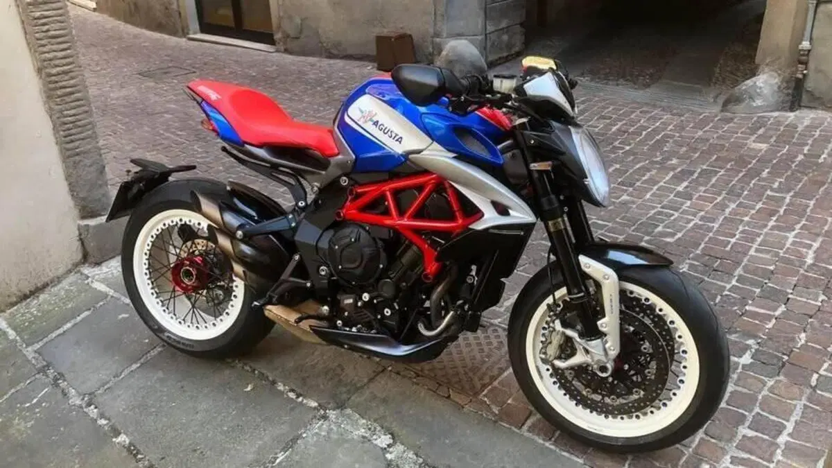 MV Agusta Dragster 800 RR America (2019) 