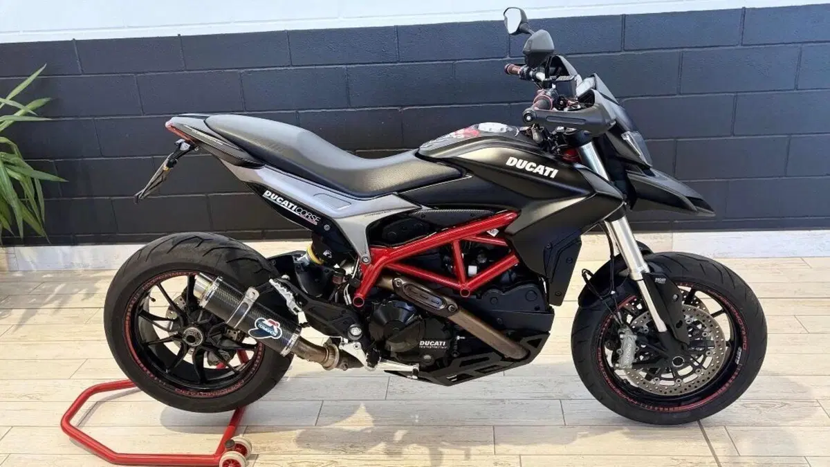 Ducati Hypermotard 821 (2013 - 15)  (2)